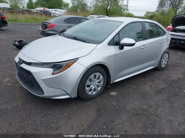 5YFBPMBE8MP259321 2021 TOYOTA COROLLA - Image 2