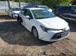 5YFBPMBE8NP278324 2022 TOYOTA COROLLA