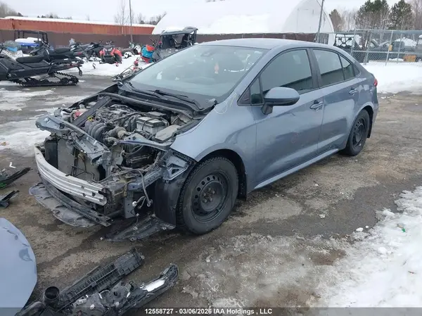 5YFBPMBE8NP281661 2022 TOYOTA COROLLA - Image 2