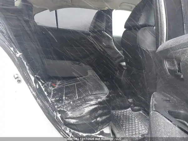 5YFBPMBE8NP309975 2022 TOYOTA COROLLA - Image 8
