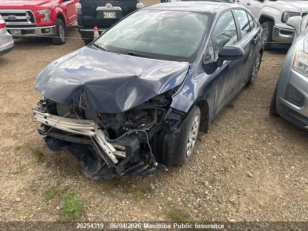 5YFBPMBE8NP365835 2022 TOYOTA COROLLA - Image 2