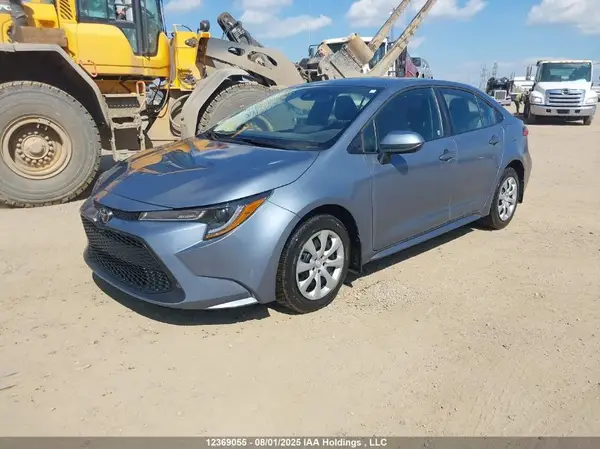 5YFBPMBE8NP386541 2022 TOYOTA COROLLA - Image 2