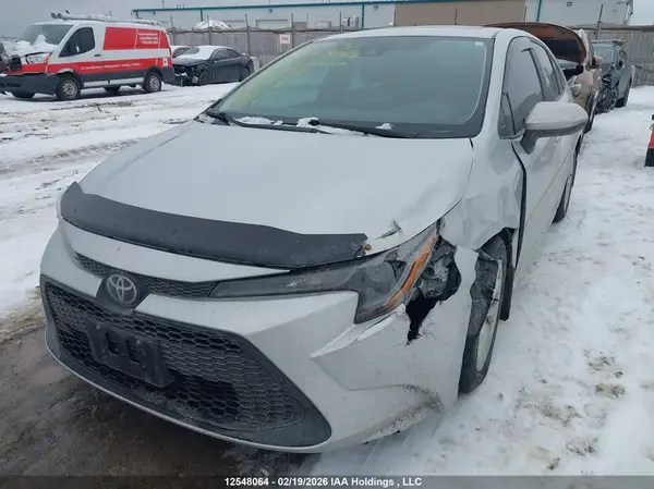 5YFBPMBE9NP341110 2022 TOYOTA COROLLA - Image 2