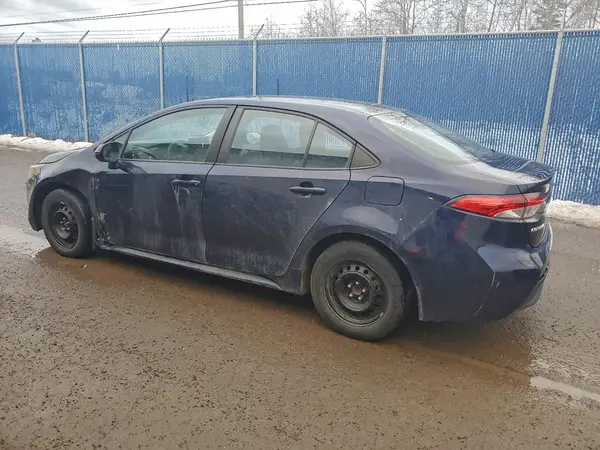 5YFBPMBE9NP349465 2022 TOYOTA COROLLA - Image 2