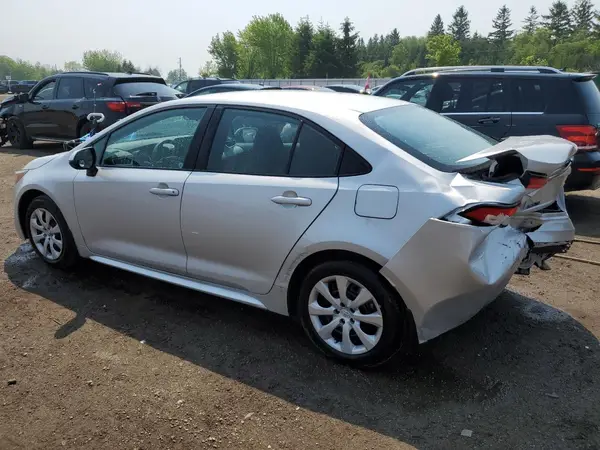 5YFBPMBE9NP367593 2022 TOYOTA COROLLA - Image 2