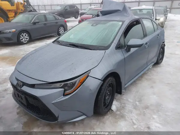 5YFBPMBEXMP266335 2021 TOYOTA COROLLA - Image 2