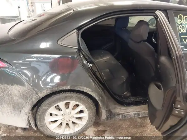 5YFBPMBEXNP278907 2022 TOYOTA COROLLA - Image 8