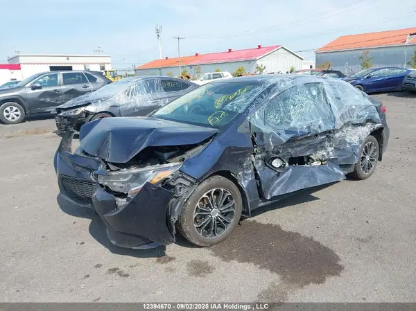5YFBPMBEXNP300114 2022 TOYOTA COROLLA - Image 2