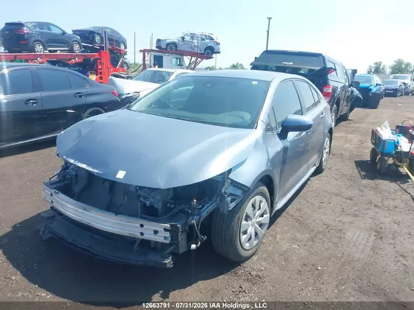 5YFBPMBEXNP305426 2022 TOYOTA COROLLA - Image 2