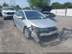 5YFBPMBEXNP322937 2022 TOYOTA COROLLA