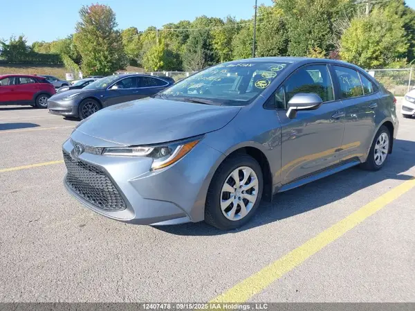 5YFBPMBEXNP349412 2022 TOYOTA COROLLA - Image 2