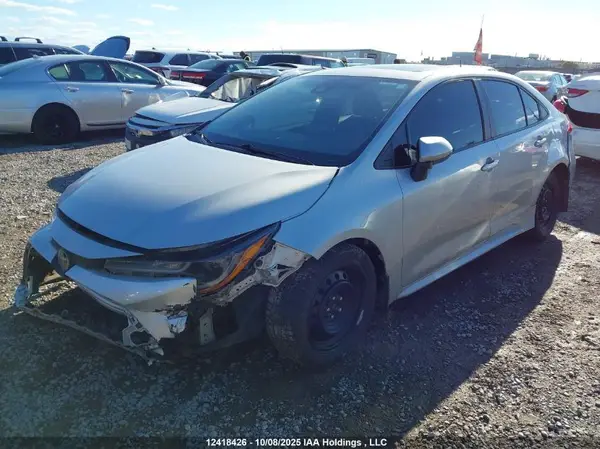 5YFBPRBE0LP106668 2020 TOYOTA COROLLA - Image 2