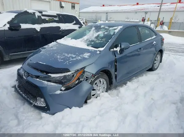 5YFBPRBE1LP024268 2020 TOYOTA COROLLA - Image 2