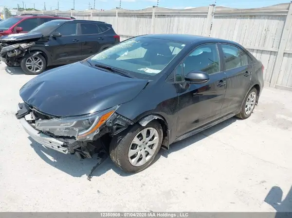 5YFBPRBE2LP037594 2020 TOYOTA COROLLA - Image 2