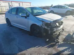 5YFBPRBE3LP038298 2020 TOYOTA COROLLA