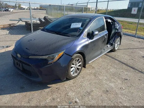 5YFBPRBE3LP103604 2020 TOYOTA COROLLA - Image 2