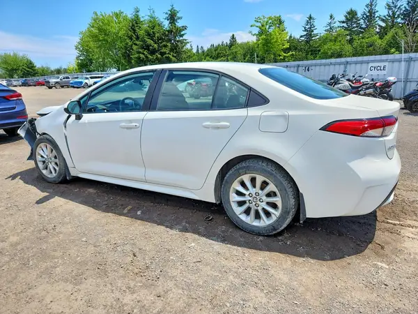 5YFBPRBE4LP016858 2020 TOYOTA COROLLA - Image 2