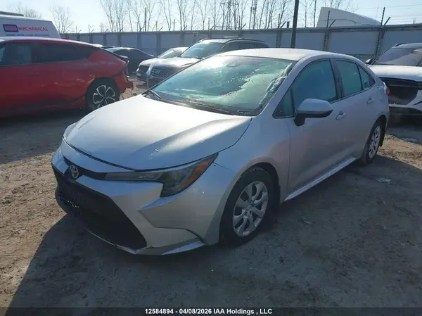 5YFBPRBE4LP047253 2020 TOYOTA COROLLA - Image 2