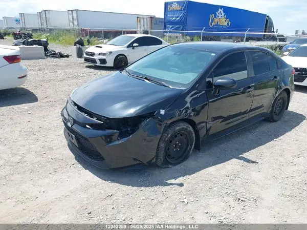 5YFBPRBE4LP132125 2020 TOYOTA COROLLA - Image 2