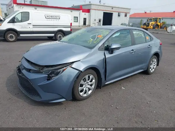 5YFBPRBE4LP134439 2020 TOYOTA COROLLA - Image 2