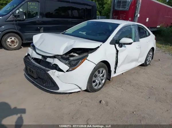5YFBPRBE4LP141794 2020 TOYOTA COROLLA - Image 2