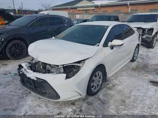 5YFBPRBE6LP127069 2020 TOYOTA COROLLA - Image 2