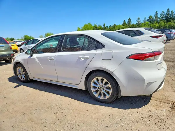 5YFBPRBE7LP013730 2020 TOYOTA COROLLA - Image 2
