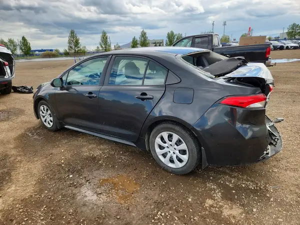 5YFBPRBE7LP136959 2020 TOYOTA COROLLA - Image 2