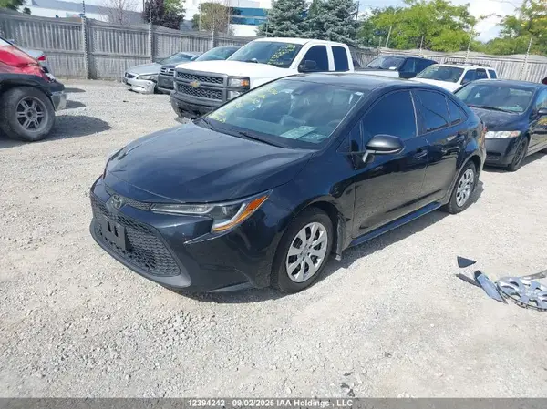 5YFBPRBE8LP003742 2020 TOYOTA COROLLA - Image 2