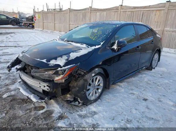 5YFBPRBE8LP131513 2020 TOYOTA COROLLA - Image 2