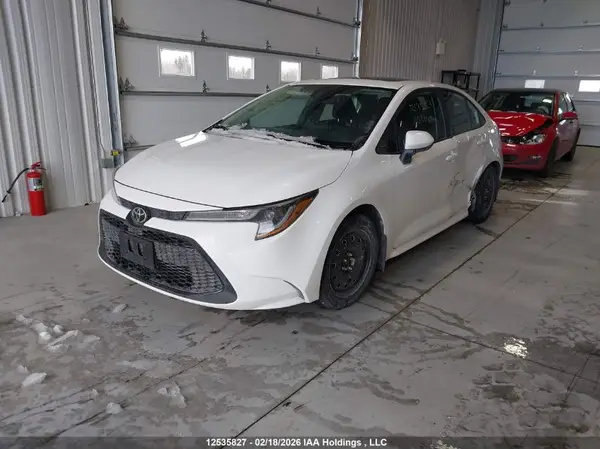 5YFBPRBE9LP064341 2020 TOYOTA COROLLA - Image 2