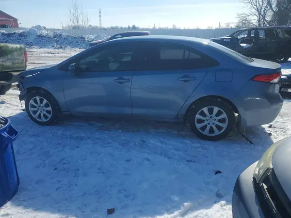 5YFBPRBE9LP117846 2020 TOYOTA COROLLA - Image 2