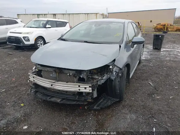 5YFBPRBEXLP012538 2020 TOYOTA COROLLA - Image 2