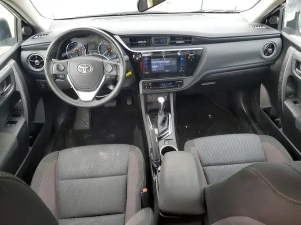 5YFBPRHE0HP638517 2017 TOYOTA COROLLA - Image 8