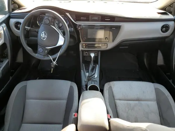 5YFBPRHE0HP697132 2017 TOYOTA COROLLA - Image 8