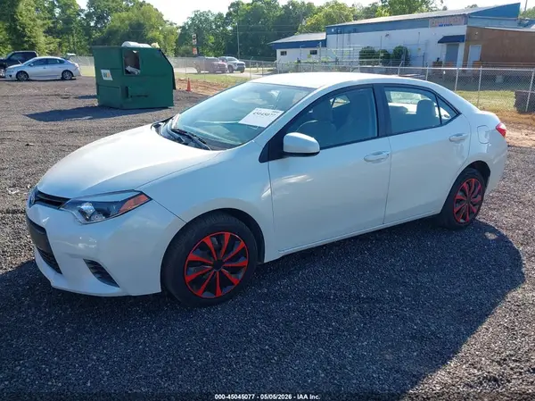 5YFBPRHE1GP424960 2016 TOYOTA COROLLA - Image 2