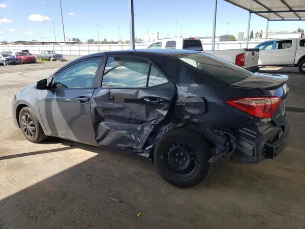 5YFBPRHE1HP712253 2017 TOYOTA COROLLA - Image 2