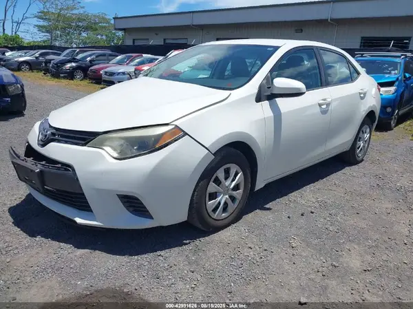 5YFBPRHE2GP382251 2016 TOYOTA COROLLA - Image 2