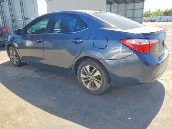 5YFBPRHE2GP386820 2016 TOYOTA COROLLA - Image 2
