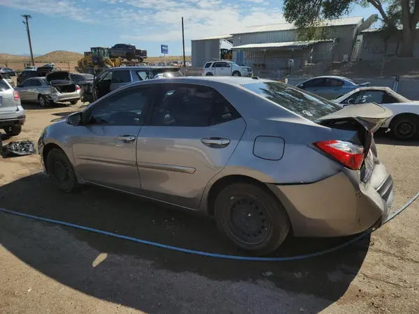 5YFBPRHE2GP390849 2016 TOYOTA COROLLA - Image 2