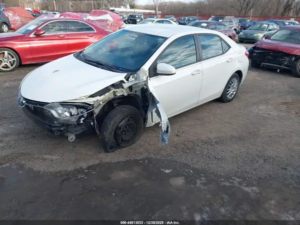 5YFBPRHE2GP436728 2016 TOYOTA COROLLA - Image 2