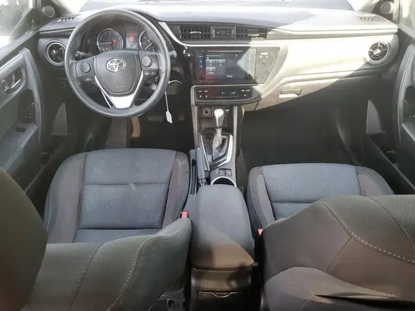 5YFBPRHE2HP571855 2017 TOYOTA COROLLA - Image 8