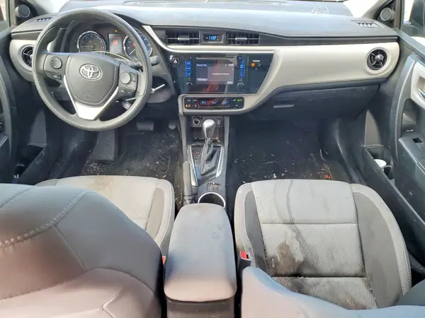 5YFBPRHE2HP604398 2017 TOYOTA COROLLA - Image 8