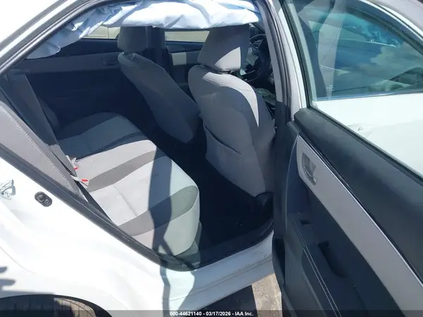 5YFBPRHE2HP649308 2017 TOYOTA COROLLA - Image 8