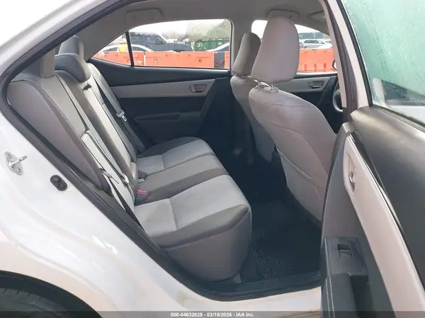 5YFBPRHE2HP669574 2017 TOYOTA COROLLA - Image 8