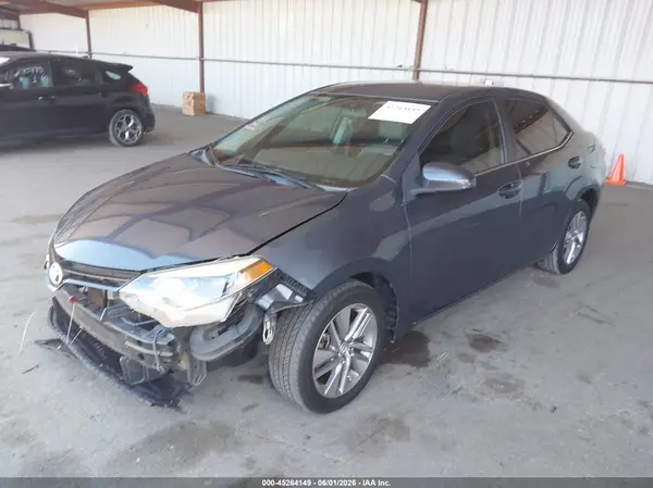 5YFBPRHE3GP478647 2016 TOYOTA COROLLA - Image 2