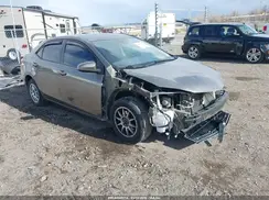 5YFBPRHE3HP571041 2017 TOYOTA COROLLA