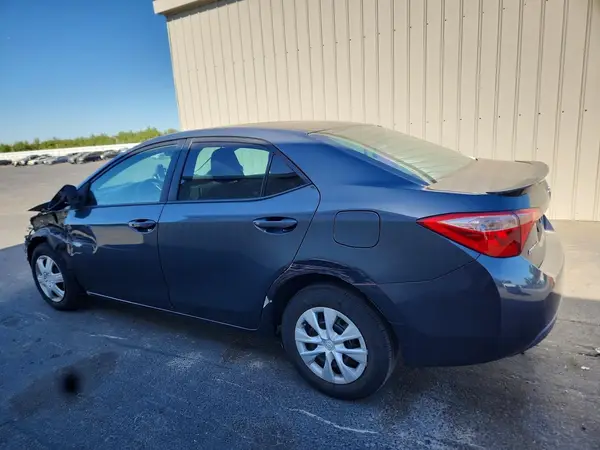 5YFBPRHE3HP709967 2017 TOYOTA COROLLA - Image 2