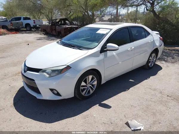 5YFBPRHE4GP479967 2016 TOYOTA COROLLA - Image 2