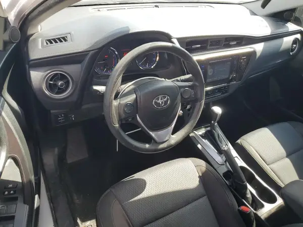 5YFBPRHE5HP579951 2017 TOYOTA COROLLA - Image 8